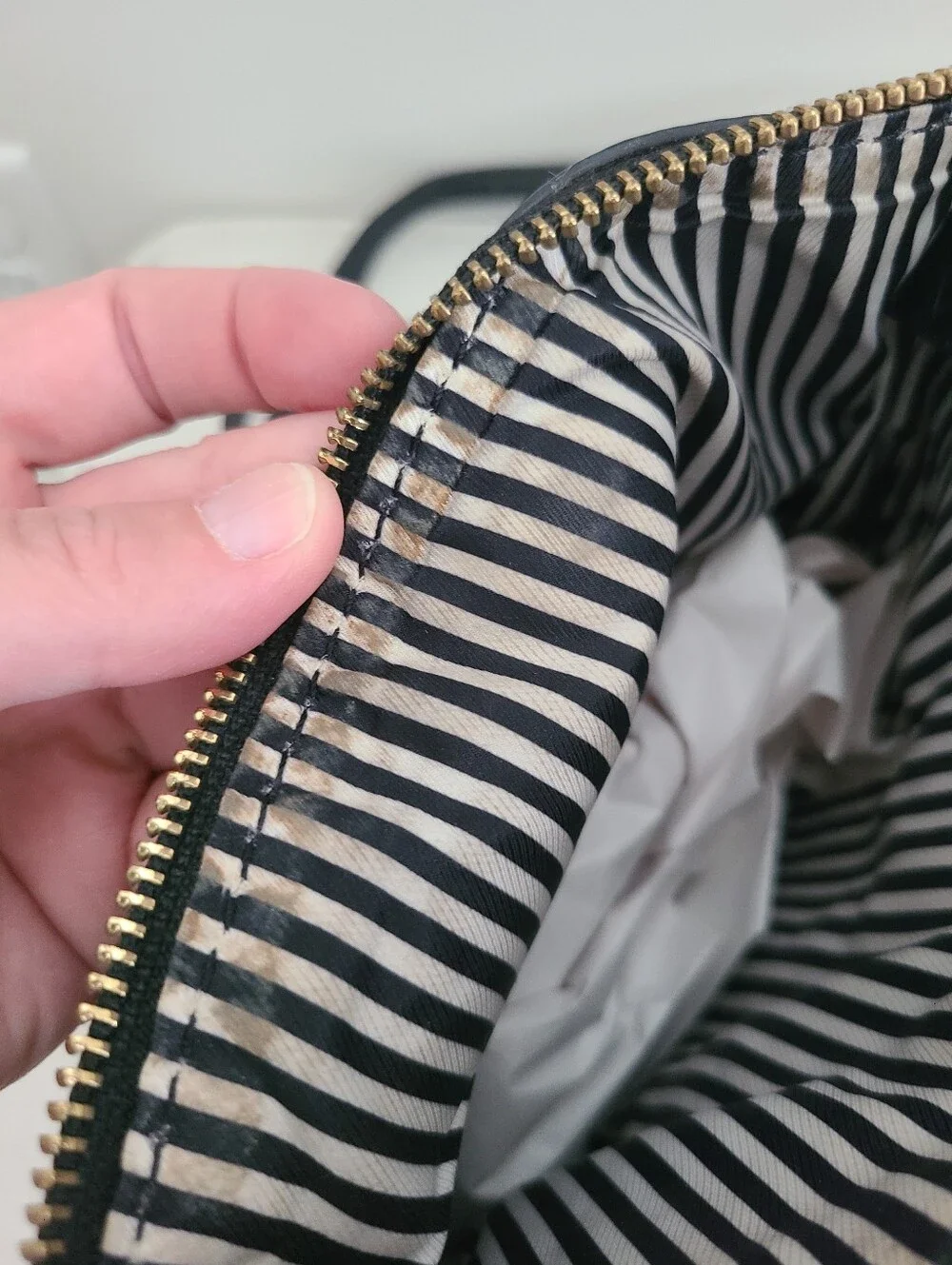 Kate Spade New York Black Cobble Hill Mini Carson Crossbody Bag